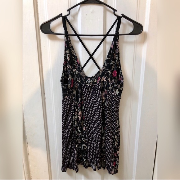 Urban Outfitters Kimchi Blue tank top size S - Picture 2 of 3